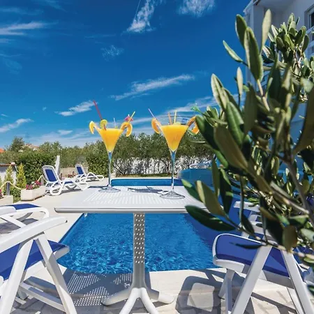 Villa Xxl Anamaria With Pool