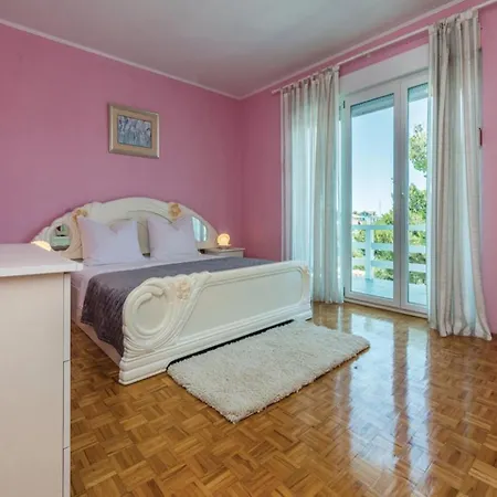 Xxl Anamaria With Pool Villa *